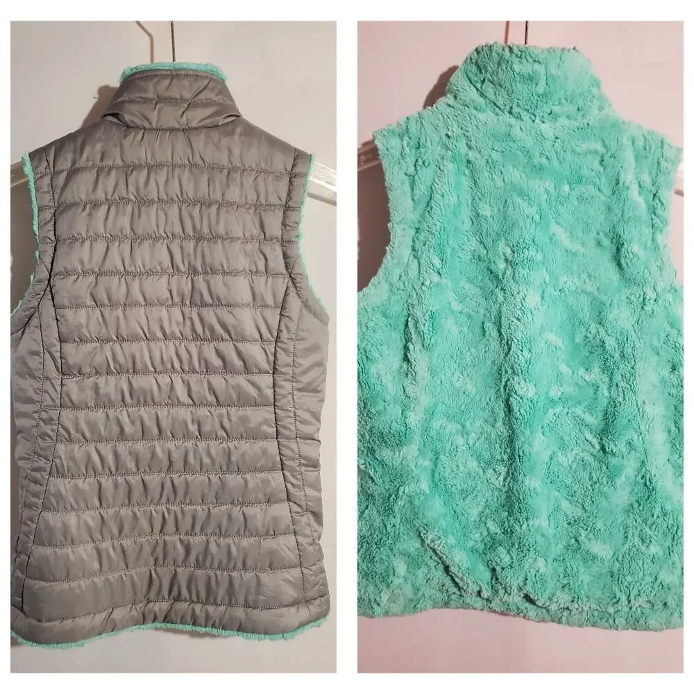 The North Face Mossbud Swirl Quilted Reversible Vest Girls Size M Gray Turquoise